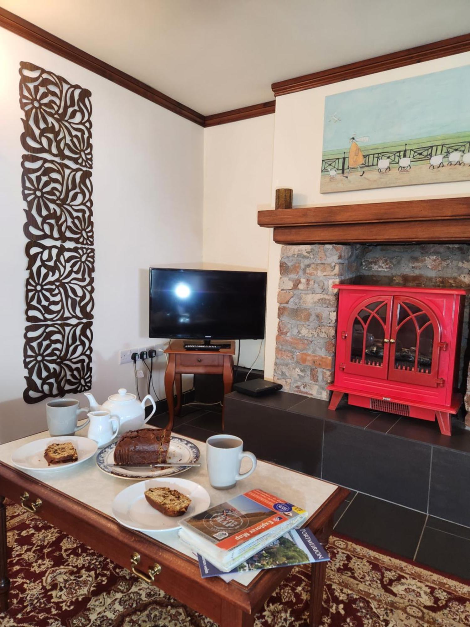 The Old School Caeathro, Snowdon, Eryri And Yr Wydffa Cottages เคอร์นาวอน ห้อง รูปภาพ